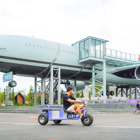 See Stars & Forest Resort Amphoe Sawang Daen Din Exterior foto